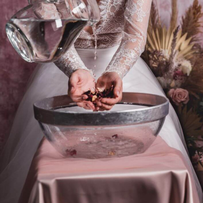 esküvői kézfürdő víz